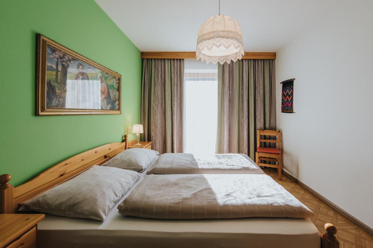 Residence Obermoarhof - Family Apartments With Pool & Playground Vandoies Esterno foto