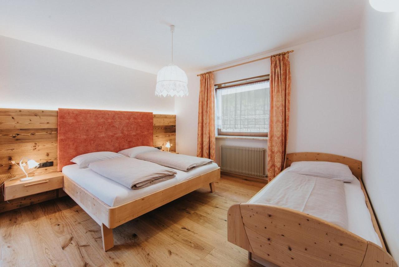 Residence Obermoarhof - Family Apartments With Pool & Playground Vandoies Esterno foto
