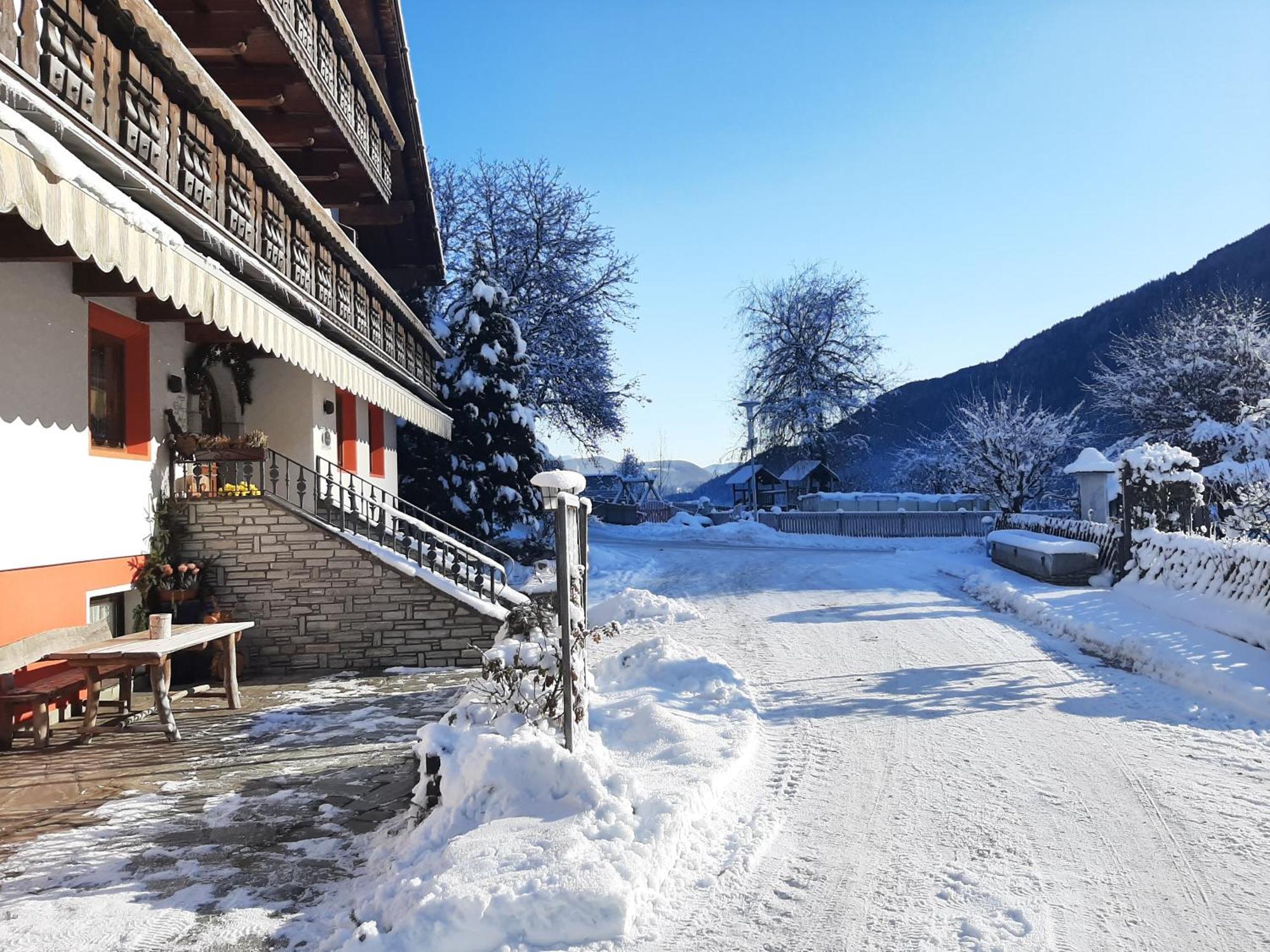 Residence Obermoarhof - Family Apartments With Pool & Playground Vandoies Esterno foto