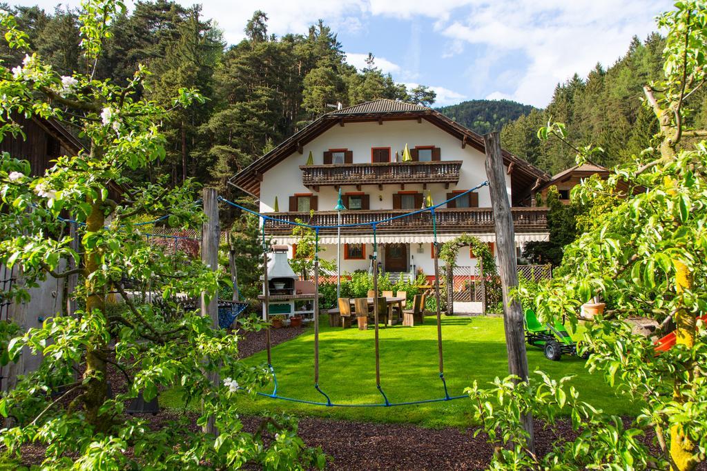 Residence Obermoarhof - Family Apartments With Pool & Playground Vandoies Esterno foto